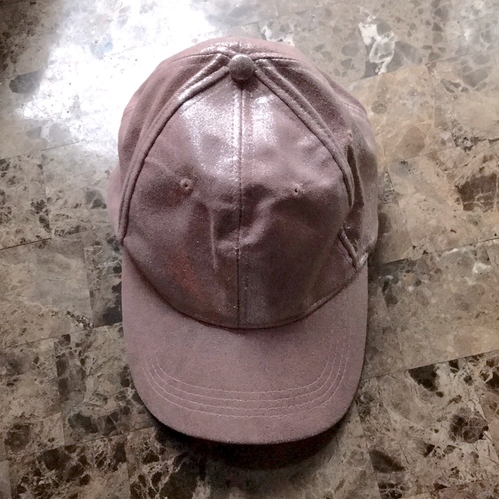 💎 Soothers Cap Pink Metallic Iridescence